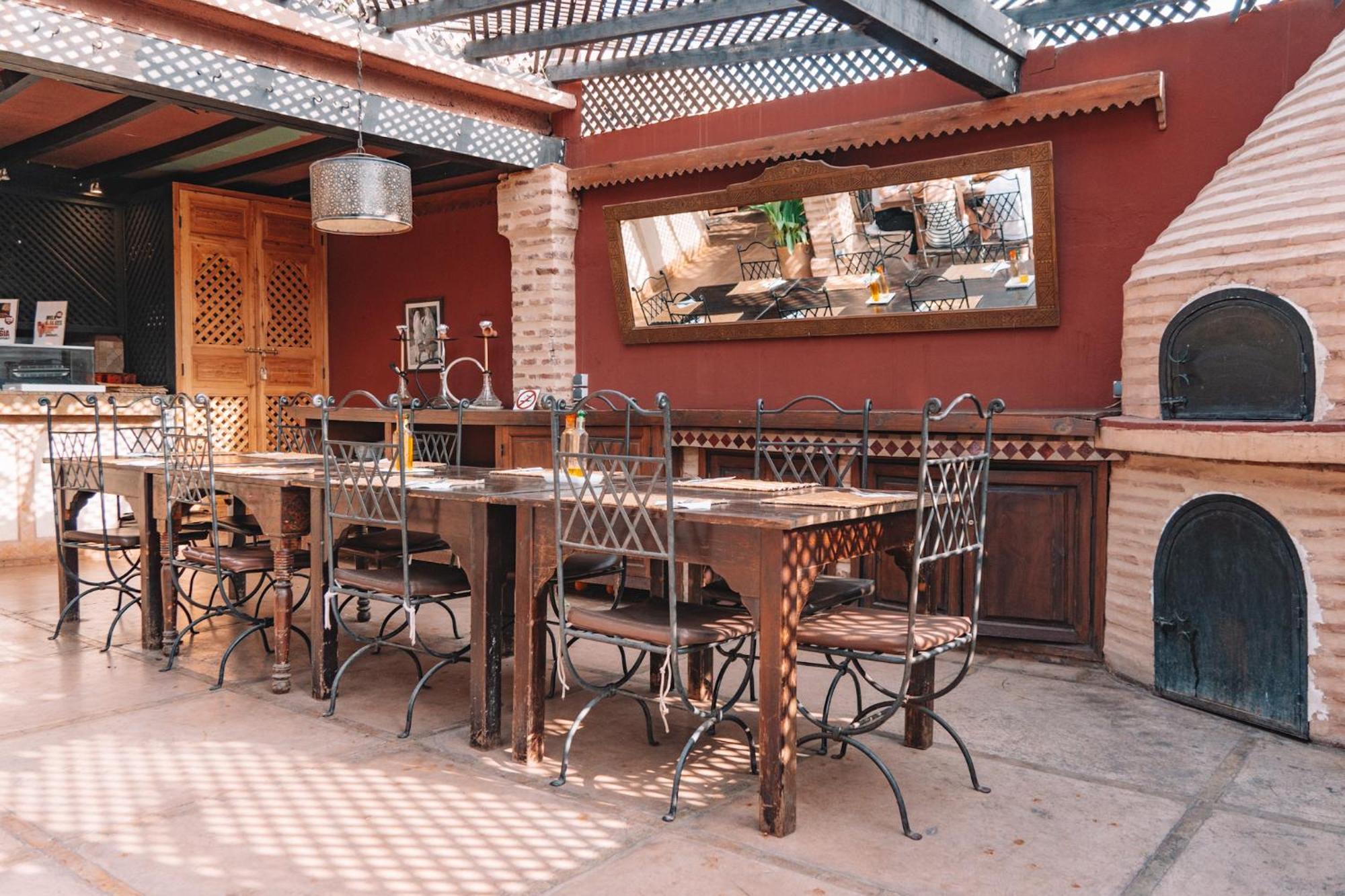 Equity Point Marrakech Hostel Marrakesh Bagian luar foto
